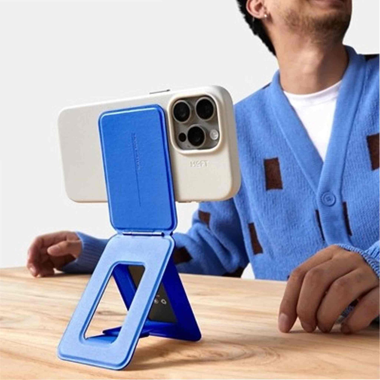 MOFT Snap Invisible Phone Tripod - Blue - Zayoom