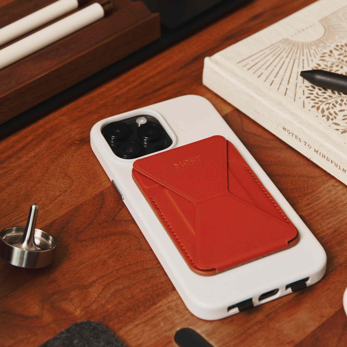 MOFT Snap-On iPhone Stand & Wallet - Sunset - Zayoom