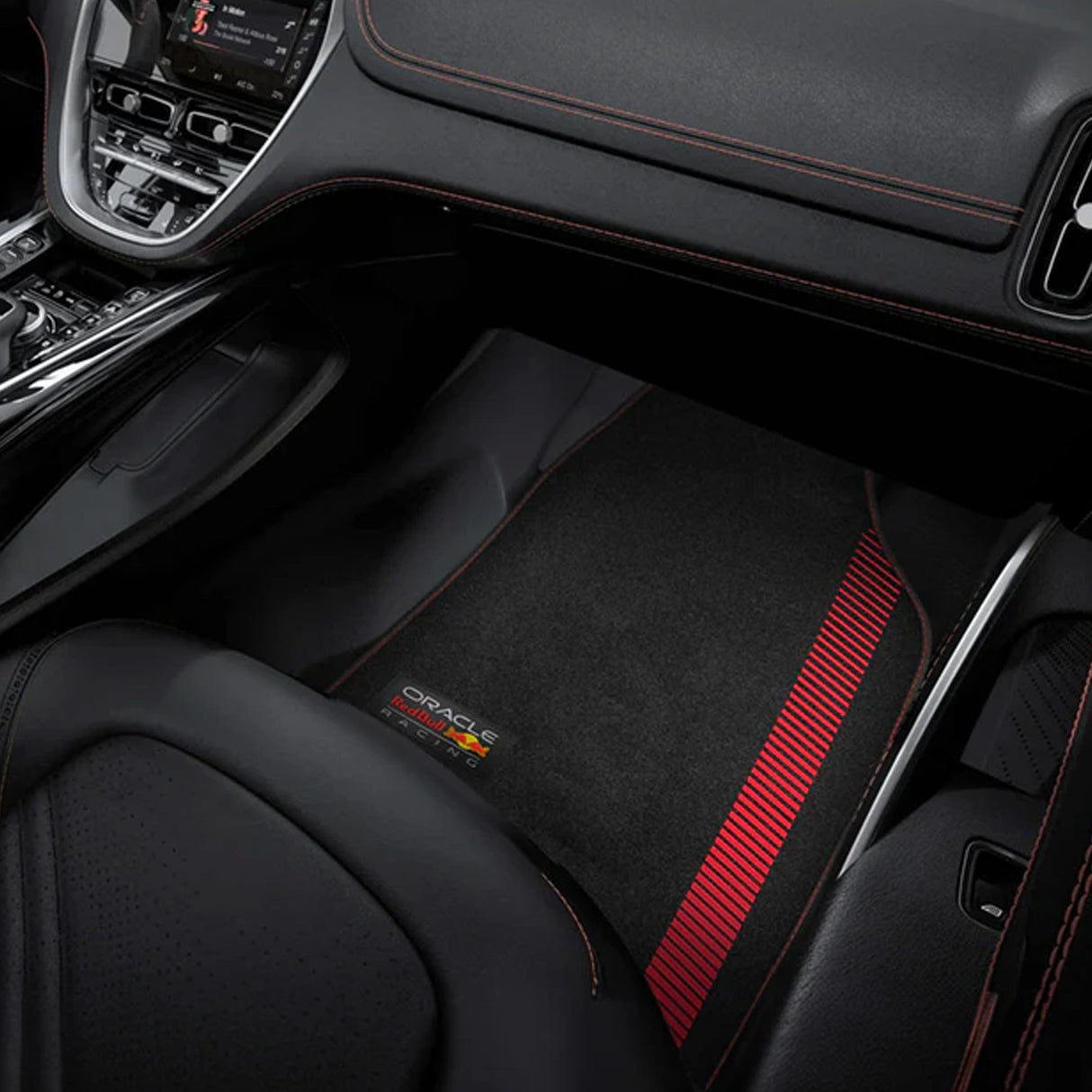 ريد بول ريسينج سجاد ودواسات سيارة PVC – طقم كامل مكوّن من 4 قطع، باللونين الأسود والأحمر