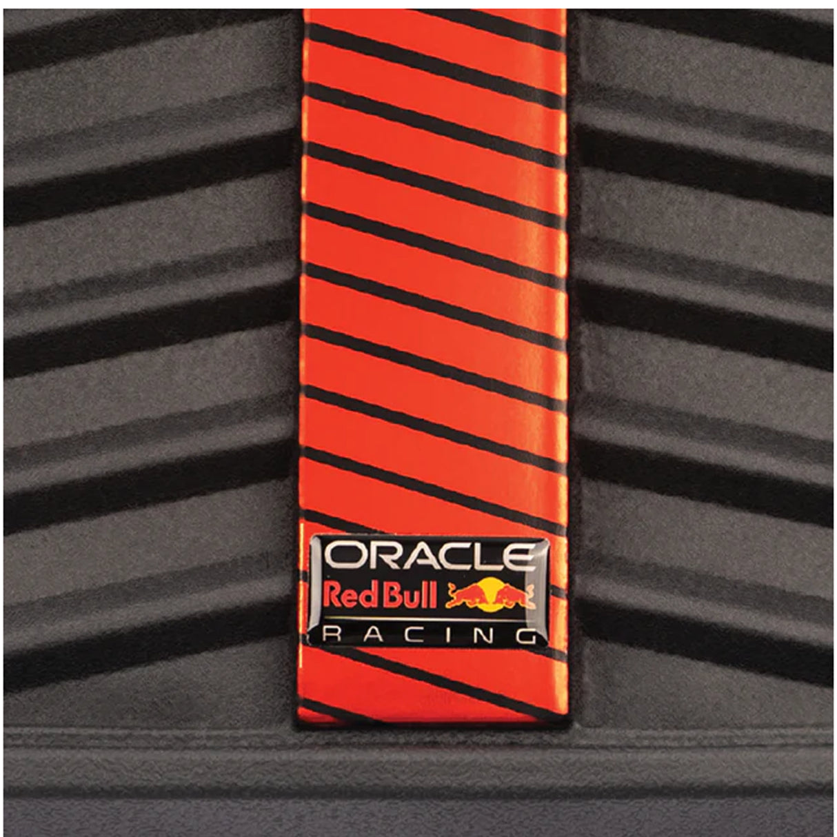 ريد بول ريسينج – طقم دواسات سيارة للظروف القاسية، 4 قطع – أسود/أحمر