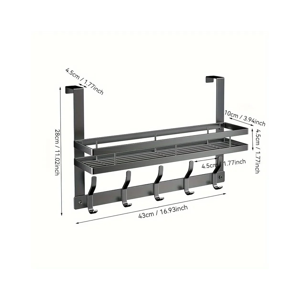 علاقة ملابس مثبتة على الحائط مع رفوف