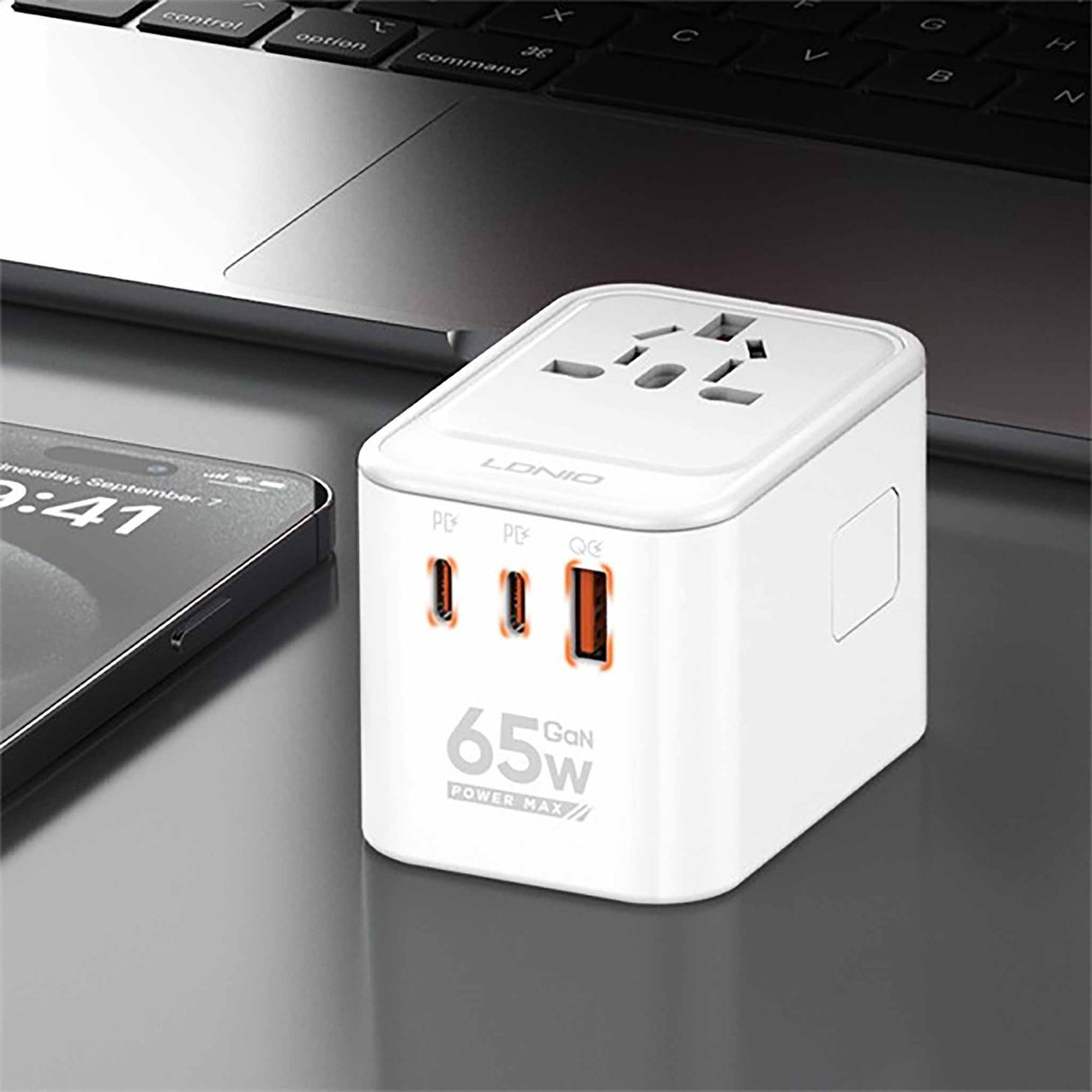 LDNIO - 3 USB Ports - 65W GaN Travel Adapter Z6 - Zayoom