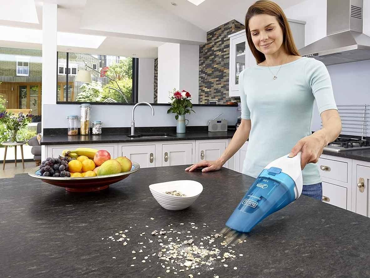 BLACK+DECKER Wet & Dry Dustbuster Cordless Hand Vacuum 3.6V (5.4Wh) + Accessories - Zayoom