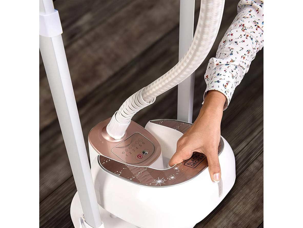 BLACK+DECKER Garment Steamer Manual 3 Settings 2L - 1785W - Zayoom