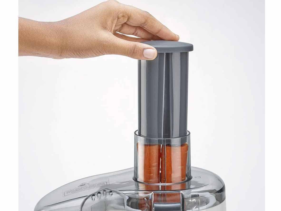 BLACK+DECKER Juice Extractor 950ml - 250W - Zayoom