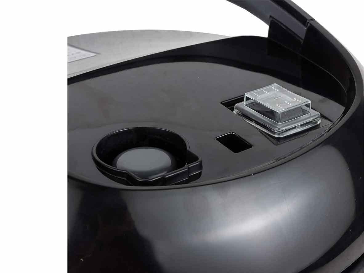 BLACK+DECKER Dry Drum Vacuum Cleaner + Blower 20L - 2000W - Zayoom