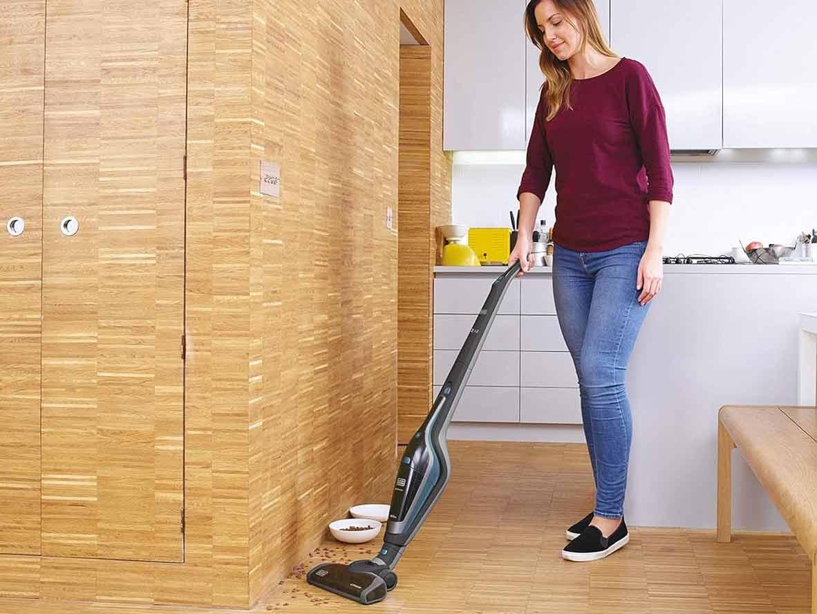 BLACK+DECKER 2 in 1 Cordless Stick Vacuum 14.4V - 28.8Wh - Zayoom
