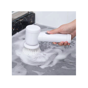 فرشاة كهربائية محمولة متعددة الوظائف 3 في 1 مع رؤوس متعددة الاستخدام للمطبخ والحمام