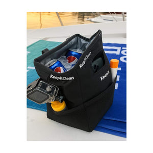 حقيبة متعددة الاستخدامات وفعّالة يمكن استخدامها بعدة طرق حسب رغبتك. حافظ على نظافة سيارتك من خلال استخدامها كسلة مهملات للسيارة. كما يمكن استخدامها كحقيبة تبريد للثلج. سهلة الاستخدام، قابلة لإعادة الاستخدام، قابلة للغسل ومضادة للماء.